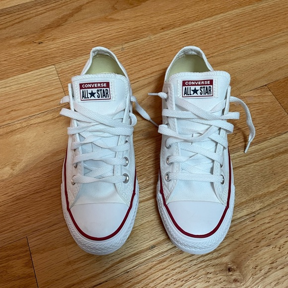 Converse Shoes - NWOT Converse Chuck Taylor’s